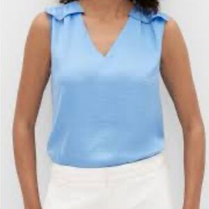 NWOT | GAP Flutter V Neck Top